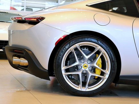 Certified 2021 Ferrari Roma image 51
