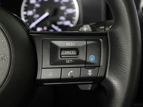 Certified 2023 Nissan Rogue SV FWD image 27