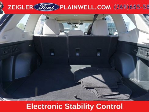 Used 2024 Subaru Forester AWD/4WD image 7
