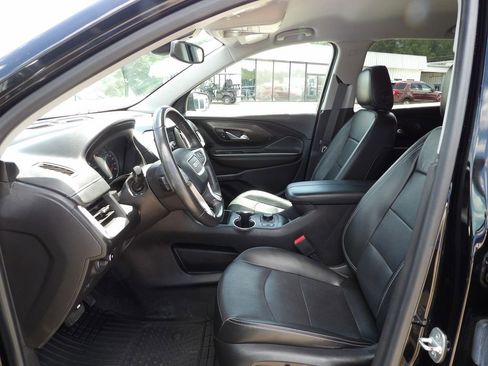 Used 2022 GMC Terrain SLT w/ Infotainment Package II AWD/4WD image 17