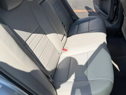 Used 2016 Toyota Camry XLE w/ Moonroof Package FWD image 12