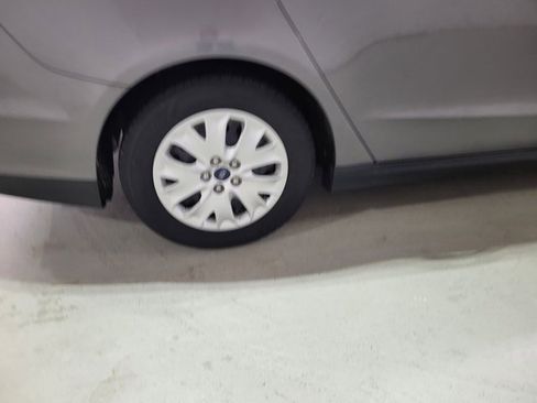 Used 2014 Ford Fusion S image 19