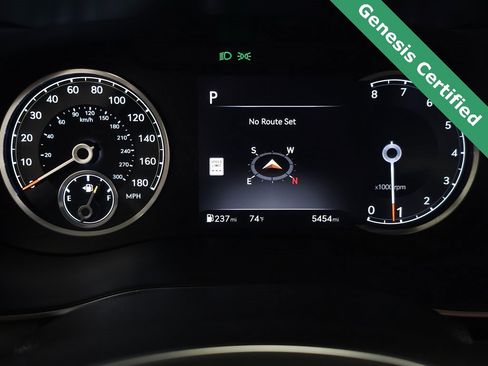 Used 2025 Genesis G70 2.5T w/ Sport Prestige Package image 22