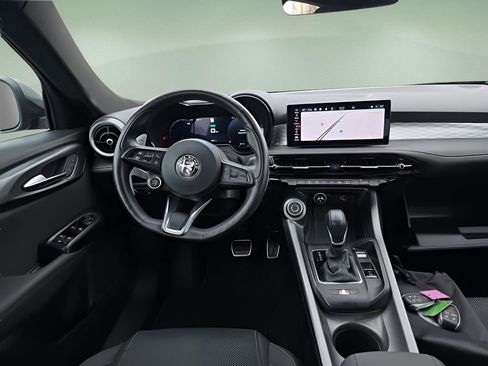 Used 2024 Alfa Romeo Tonale Ti w/ Active Assist Package image 19