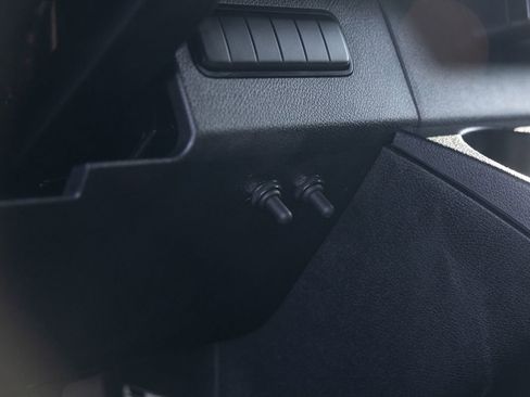 Used 2021 Mercedes-Benz Sprinter 2500 image 41