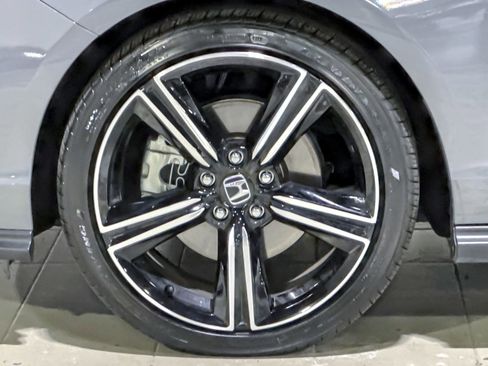 Used 2023 Honda Accord Sport image 11
