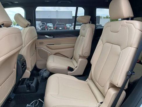 New 2026 Jeep Grand Cherokee L Limited AWD/4WD image 12