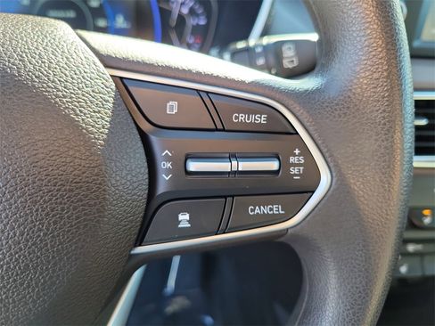 Used 2020 Hyundai Santa Fe SEL image 6