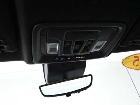 Used 2025 GMC Sierra 2500 AT4X image 15