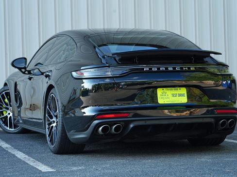 Used 2022 Porsche Panamera 4S w/ Premium Package AWD/4WD image 6