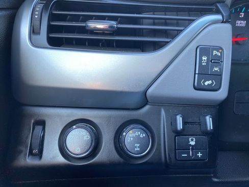 Used 2019 Chevrolet Suburban LT w/ Max Trailering Package image 23