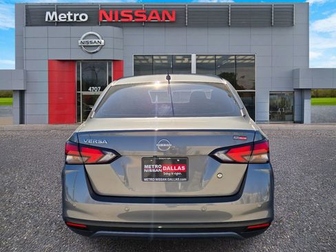 Used 2024 Nissan Versa S w/ Trunk Package image 5