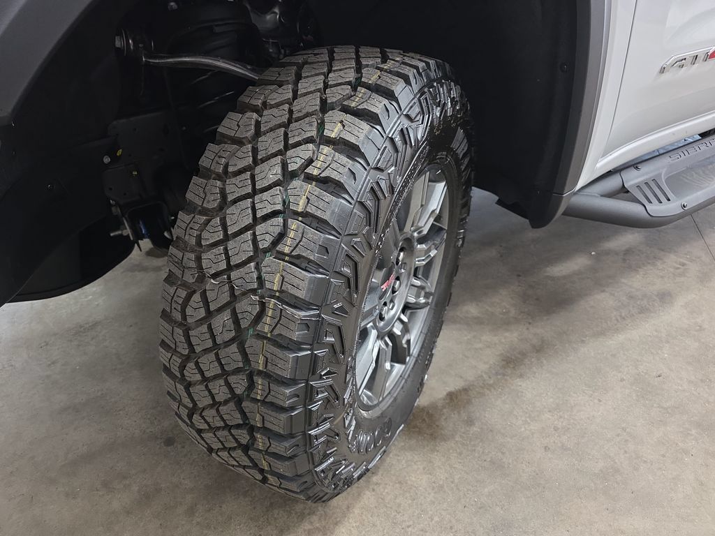 New 2026 GMC Sierra 1500 AT4X AWD/4WD image 36