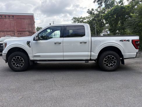 Used 2021 Ford F150 Lariat w/ Equipment Group 502A High AWD/4WD image 6