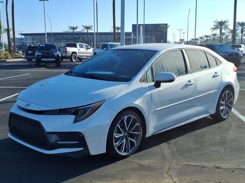 Used 2021 Toyota Corolla SE w/ Carpet Mat Package (TMS) image 12