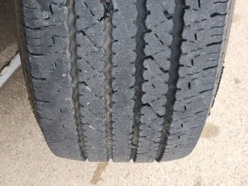 Used 2025 Chevrolet Express 3500 w/ Power Convenience Package image 17