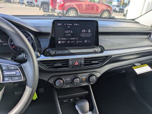 Used 2023 Kia Forte LXS w/ LXS Technology Package FWD image 26