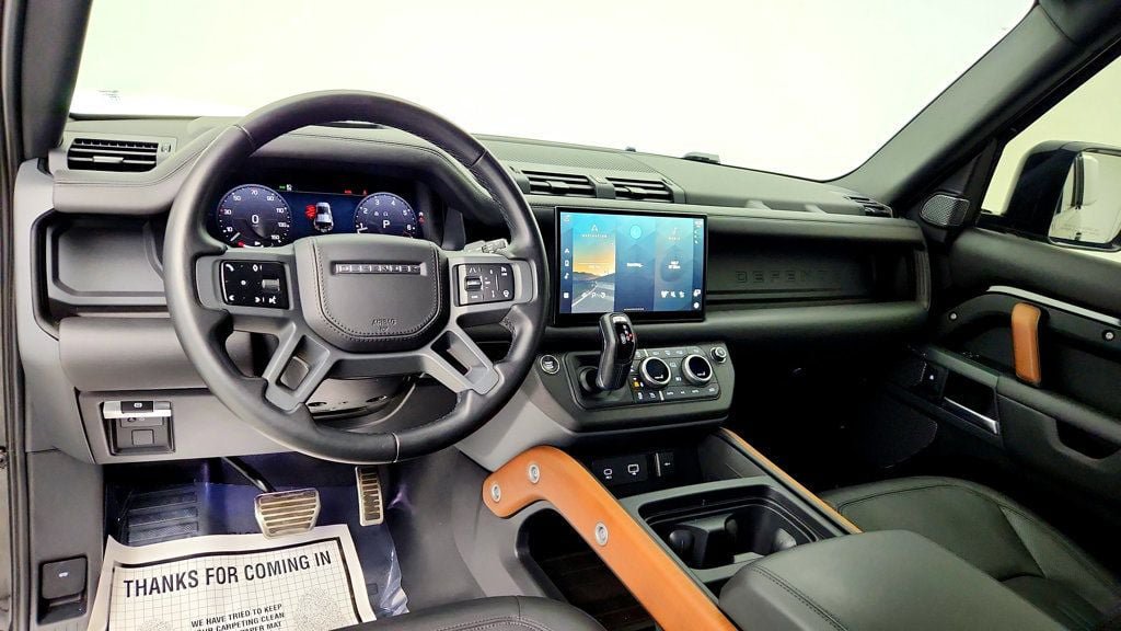 Used 2023 Land Rover Defender 110 X AWD/4WD image 13