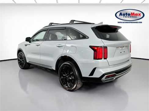 Used 2023 Kia Sorento SX image 6