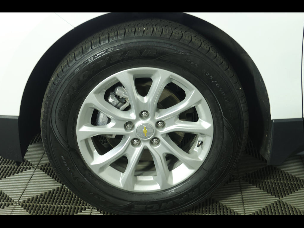 Used 2018 Chevrolet Equinox LT FWD image 10