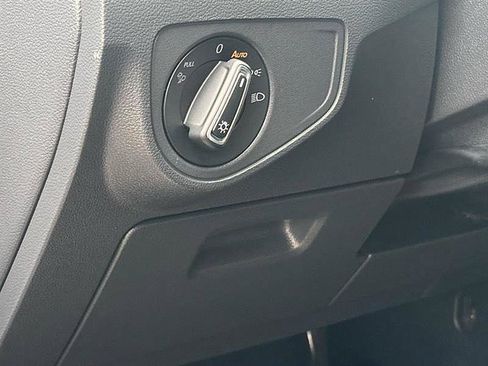 Used 2023 Volkswagen Atlas SEL AWD/4WD image 18