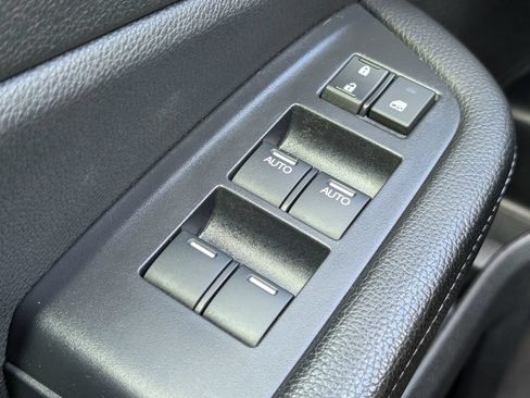 Used 2019 Honda Ridgeline RTL image 10