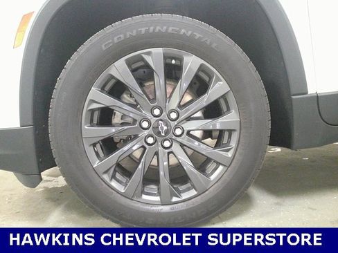 Used 2023 Chevrolet Traverse RS image 46