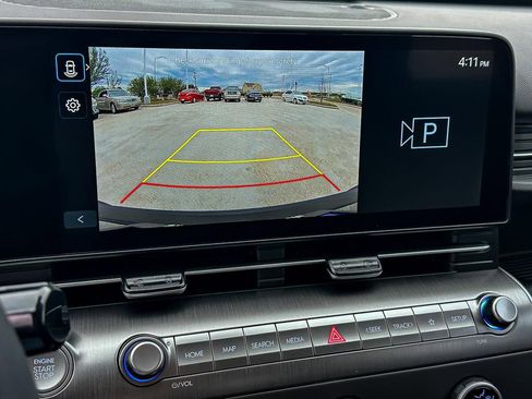 New 2026 Hyundai Kona SE image 13