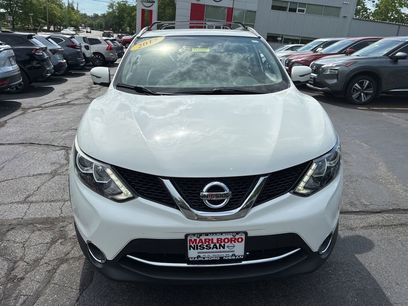 Used 2017 Nissan Rogue Sport SV w/ SV Premium Package