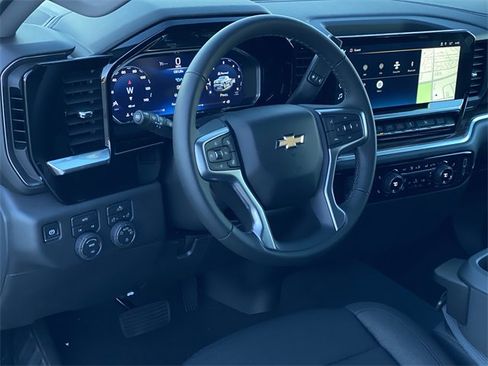New 2026 Chevrolet Silverado 1500 LT image 10