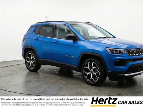 Used 2025 Jeep Compass Limited AWD/4WD image 1