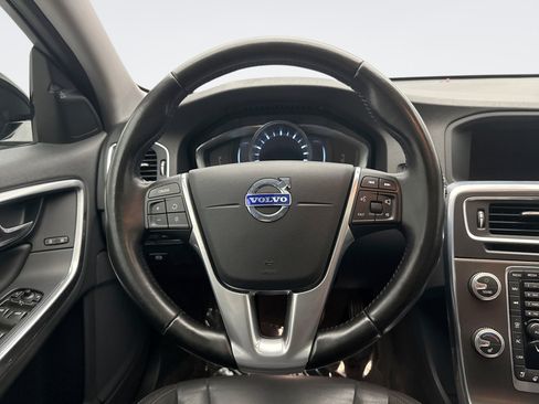 Used 2016 Volvo V60 T5 Cross Country w/ Climate Package AWD/4WD image 12