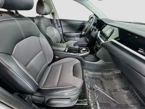 Used 2022 Kia Niro EX FWD image 27
