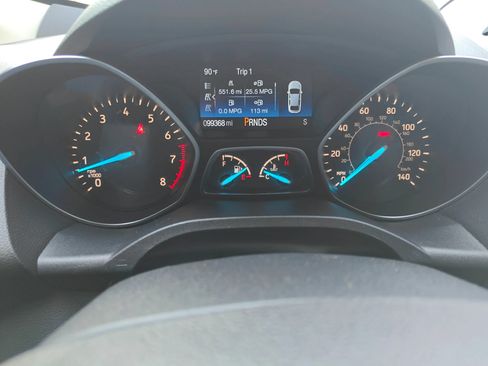 Used 2018 Ford Escape S FWD image 8