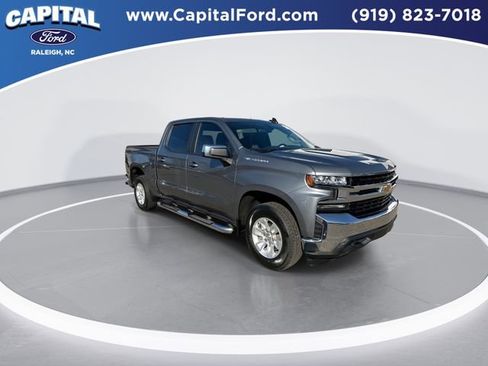Used 2020 Chevrolet Silverado 1500 LT w/ All-Star Edition image 2