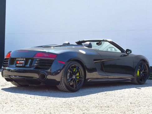 Used 2014 Audi R8 V10 AWD/4WD image 9