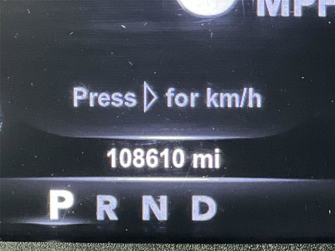 Used 2017 RAM 1500 Classic SLT w/ Luxury Group image 15