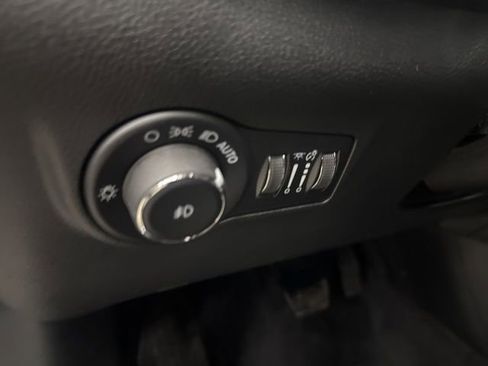 New 2026 Jeep Compass Latitude image 14