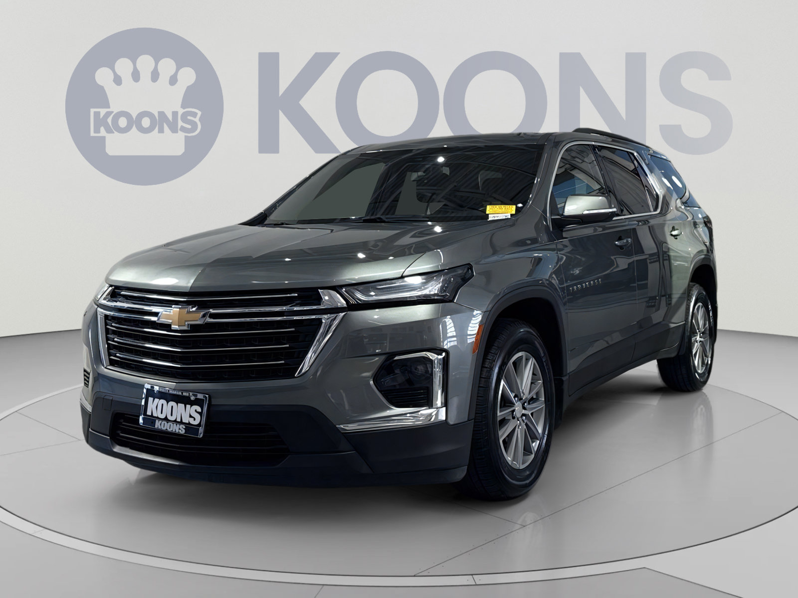 Used 2023 Chevrolet Traverse LT AWD/4WD image 1