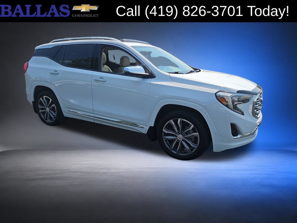 Used 2019 GMC Terrain Denali w/ GMC Pro Grade Package AWD/4WD image 7