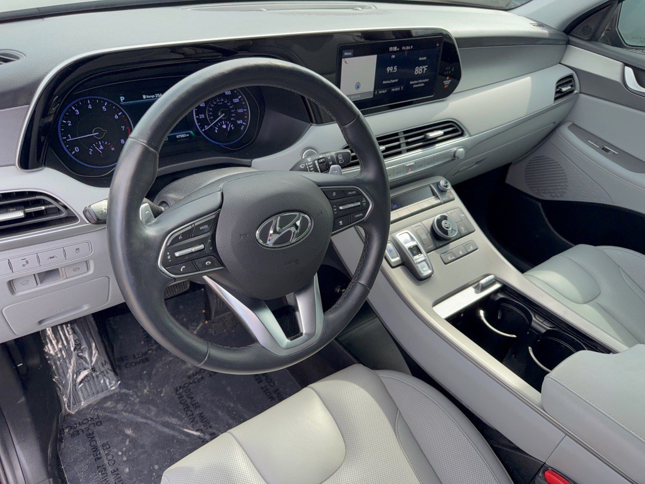 Used 2021 Hyundai Palisade SEL w/ Premium Package FWD image 4