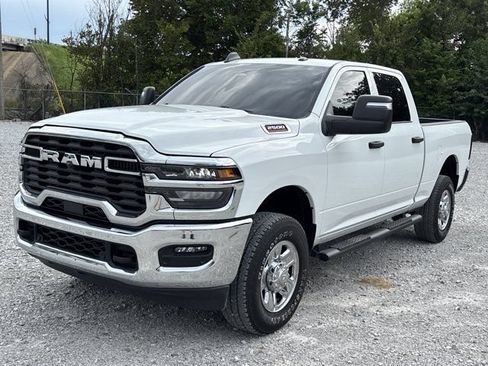 Used 2026 RAM 2500 Tradesman AWD/4WD image 10