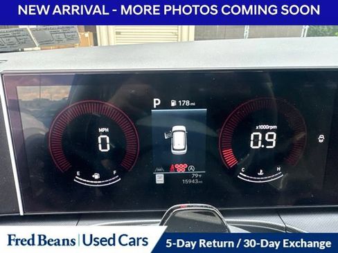 Used 2025 Hyundai Santa Fe SEL AWD/4WD image 4