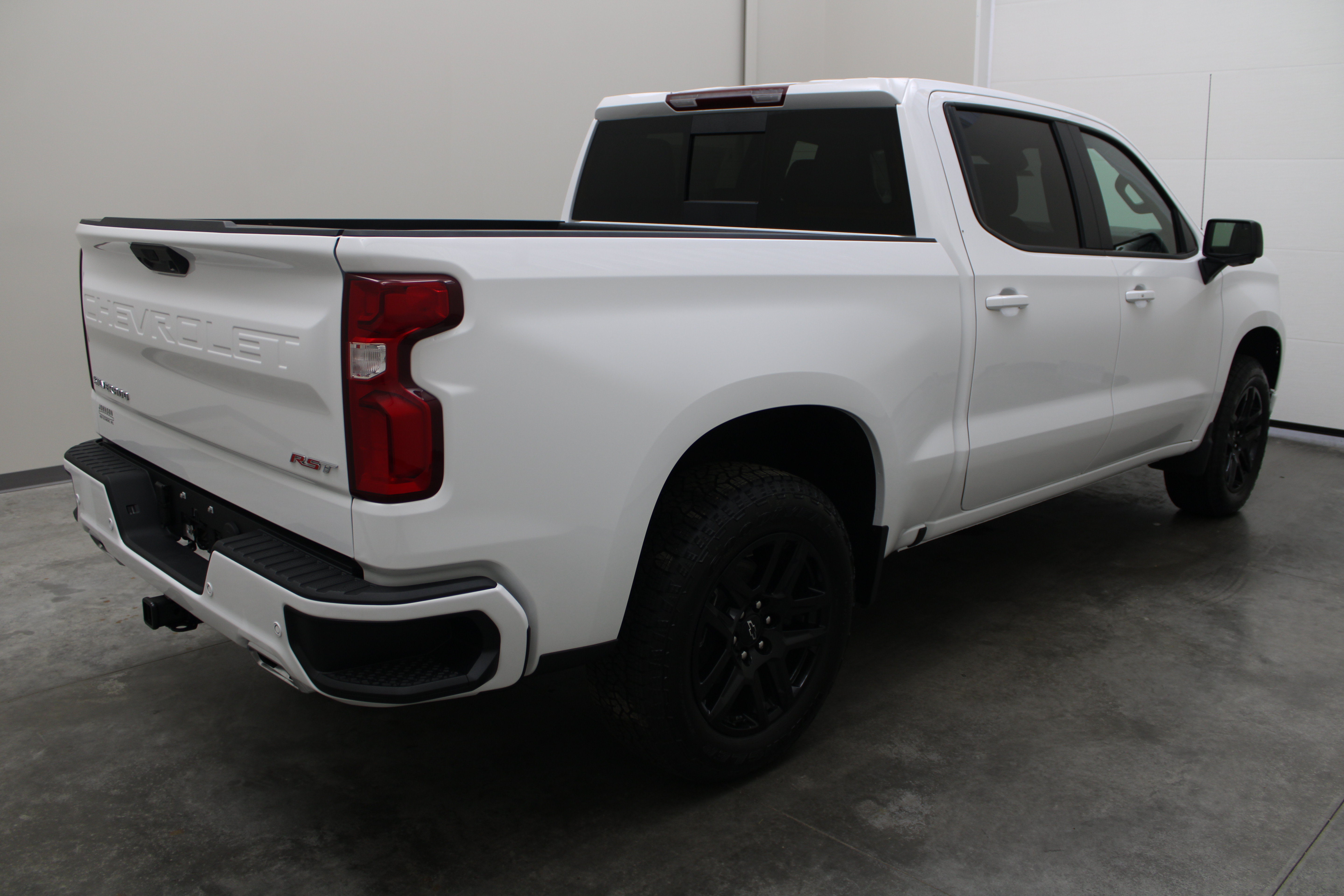 New 2026 Chevrolet Silverado 1500 RST w/ RST All Star Premium Package AWD/4WD image 13