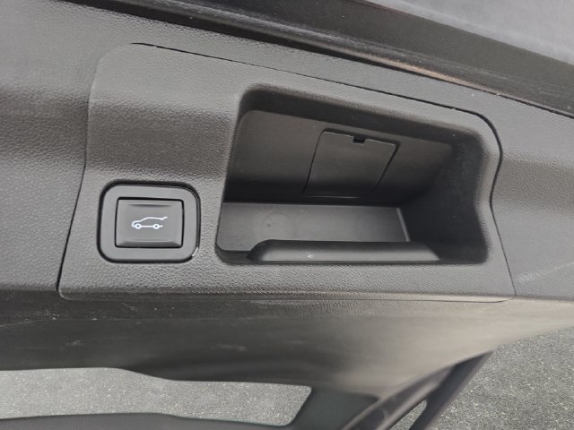 Used 2019 GMC Acadia Denali AWD/4WD image 34