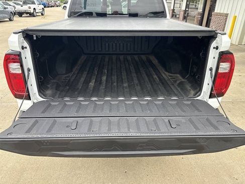 Used 2023 GMC Canyon Elevation w/ Elevation Premium Package AWD/4WD image 13