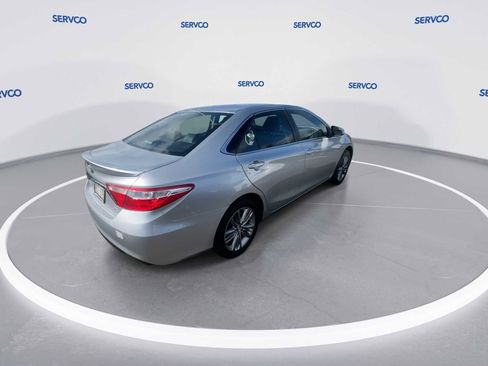 Used 2017 Toyota Camry SE image 8