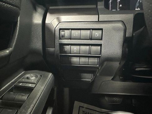 Used 2025 Toyota 4Runner SR5 image 17