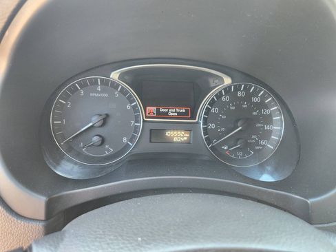 Used 2015 Nissan Altima 2.5 S w/ Power Driver Seat Package FWD image 11