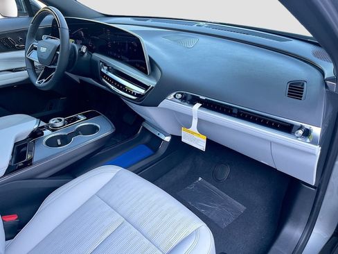 New 2026 Cadillac Lyriq Luxury w/ LPO, Floor Liner Package RWD image 34